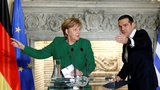 Merkelová v Aténách chválila Řeky za reformy. A slíbila pomoc s migrací