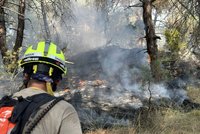 Velitel popsal extrémní zásahy v Řecku, požáry nejsou pod kontrolou. Do boje vyrazili další Češi