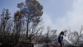 Ničivé požáry v Řecku