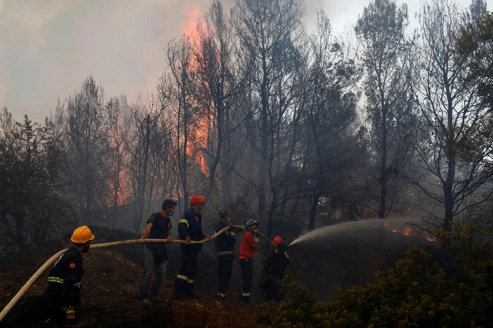 V Řecku nadále zuří požáry (3.8.2021)