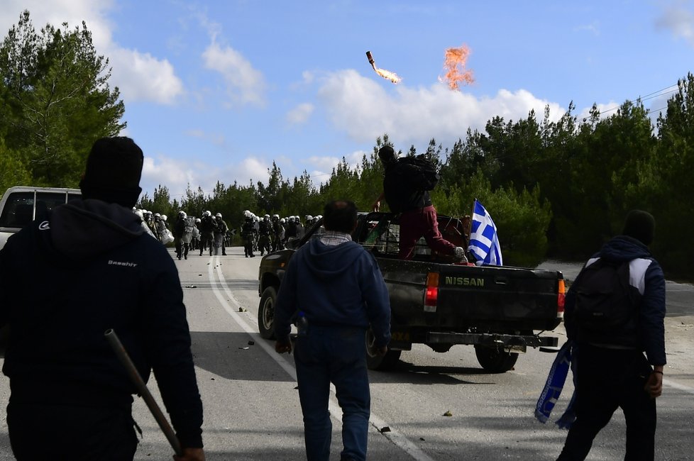 Rozsáhlé protesty v Řecku.