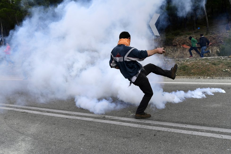 Rozsáhlé protesty v Řecku.