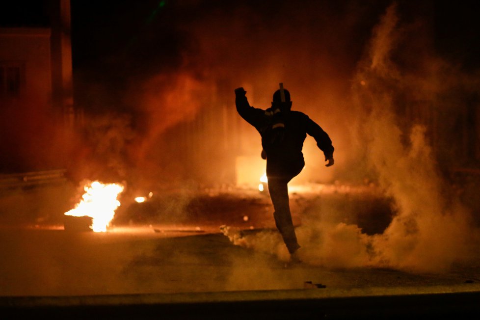 Rozsáhlé protesty v Řecku.