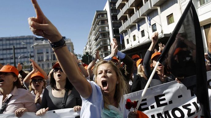 Záběr z nedávné generální stávky v Řecku