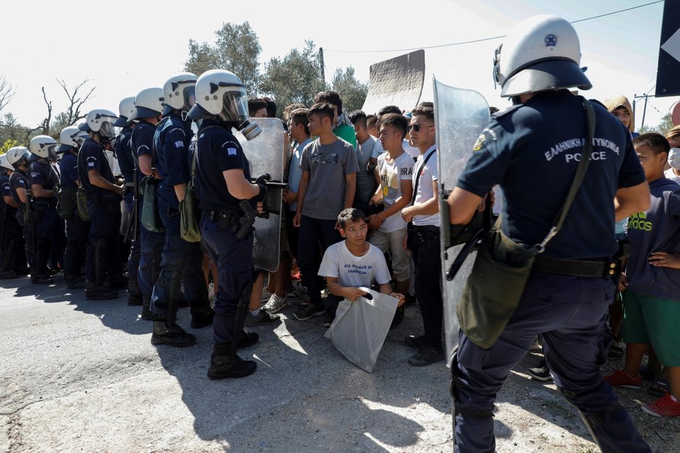 Řecký premiér: Do Řecka přicházejí spíše migranti, ne uprchlíci