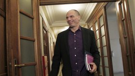 Varufakis se také zmínil o problému špatných úvěrů, které zatěžují rozpočty bank