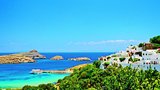 Koukáte po First Minute dovolené? Pojďte si připomenout ty nejkrásnější řecké destinace, které byste určitě měli navštívit!