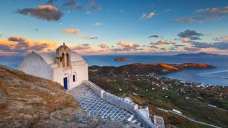 Sifnos: Ostrov, kde tráví dovolenou sami Řekové