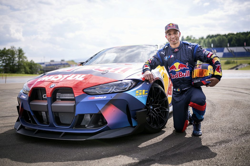 BMW M4 Competition a Red Bull Driftbrothers