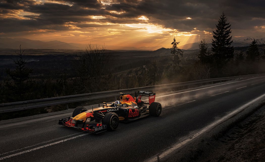 Red Bull RB7 v Česku a na Slovensku