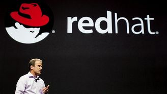 Red Hat opět nakupoval a znovu směřuje k překonání miliardových příjmů