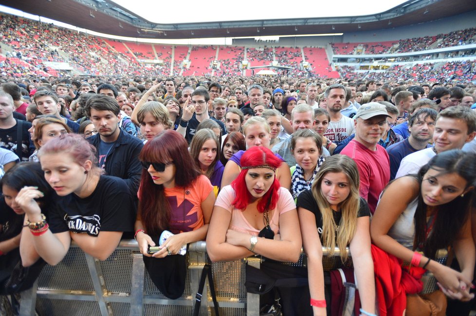 Na stadion přišlo kolem 20 000 fanoušků.