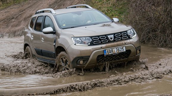 TEST Nová Dacia Duster v akci: Potrápili jsme ji v terénu, vedla si bravurně