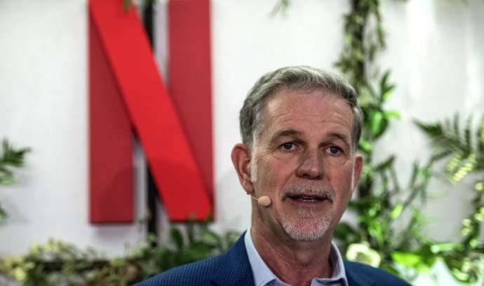 Spoluzakladatel Netflixu Reed Hastings se vzdal funkce výkonného ředitele společnosti.