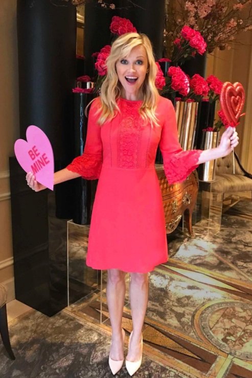 Reese Witherspoon a její dokonale roztomilé outfity