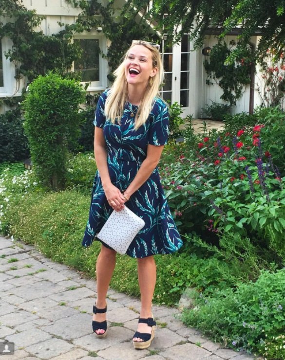 Reese Witherspoon a její dokonale roztomilé outfity