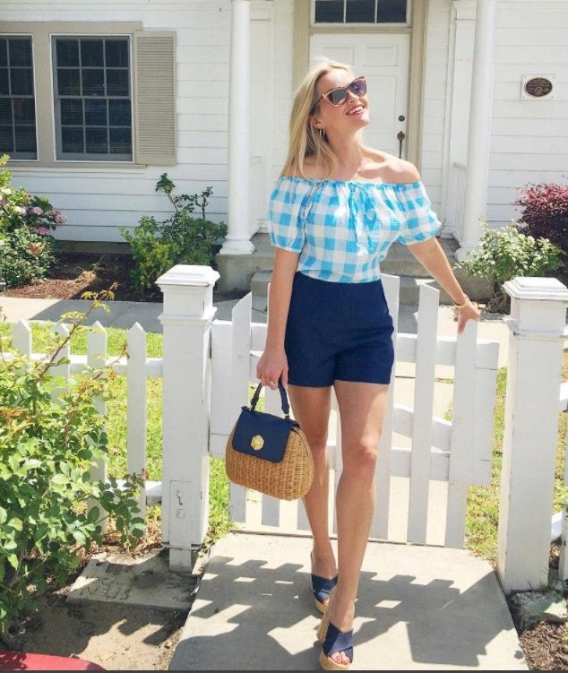 Reese Witherspoon a její dokonale roztomilé outfity