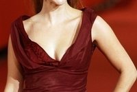 Witherspoon: Utrácela za dráždivé oblečky!