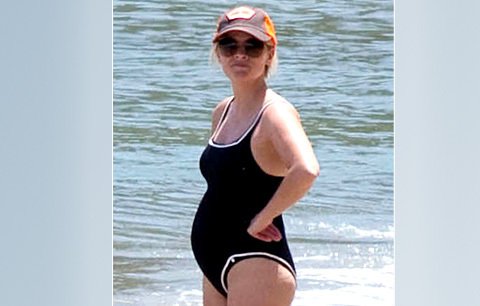 Těhotná Reese Witherspoon ukázala své rostoucí bříško!