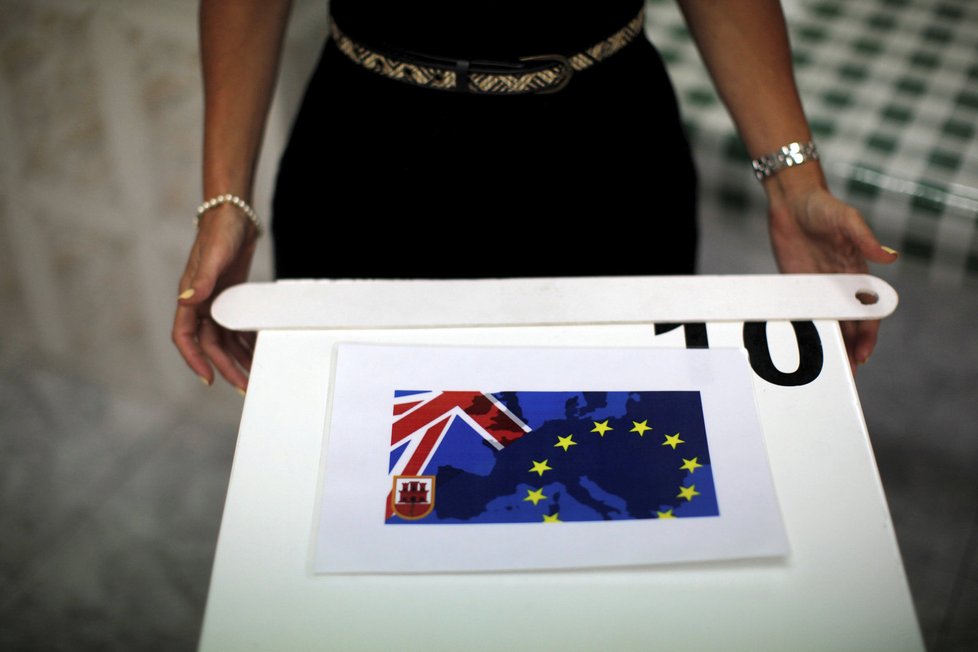 Hlasovací urna pro referendum o EU na Gibraltaru