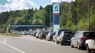 Mizerné ruské vyhlídky. Ropa a atomové zbraně nestačí. Ekonomická krize může mít dopady na válku Mizerné ruské vyhlídky. Ropa a atomové zbraně nestačí. Ekonomická krize může mít dopady na válku