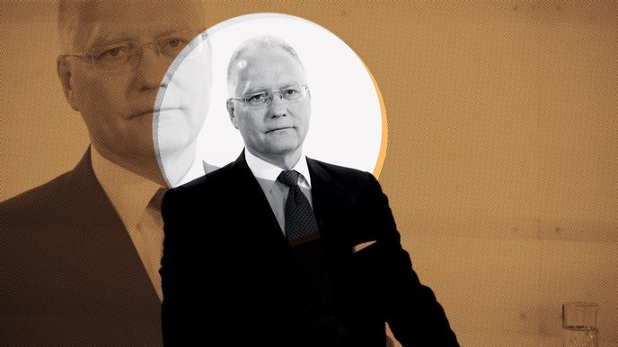 Fialova vláda jmenovala Michala Koudelku do funkce ředitele BIS podruhé. Mandát mu po deseti letech končí v únoru 2027 a podle služebního zákona nemůže být ve funkci ředitele více než dvě funkční období za sebou. Fialova vláda jmenovala Michala Koudelku do funkce ředitele BIS podruhé. Mandát mu po deseti letech končí v únoru 2027 a podle služebního zákona nemůže být ve funkci ředitele více než dvě funkční období za sebou.