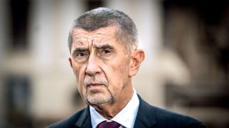 Babiš objevil ruskou hrozbu a řeší ji po svém: Bláboly, hraběcí rady a čistý populismus Babiš objevil ruskou hrozbu a řeší ji po svém: Bláboly, hraběcí rady a čistý populismus