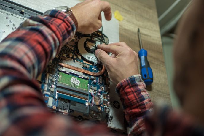 Renovované techniky se rozhodně nemusíte bát, nekupujete žádného zajíce v pytli.