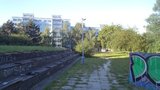 Praha 11 obnoví park mezi radnicí a uměleckou školou: Za opravu dá skoro sedm milionů