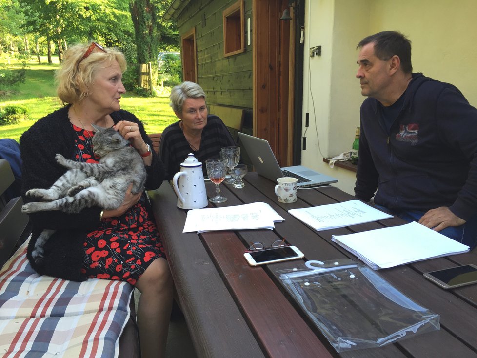 Regina Rázlová s Miroslavem Etlzerem řeší film Tancuj, Matyldo