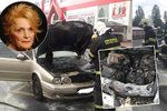 Uvězněná v plamenech! Herečce Regině Rázlové (71) začalo za jízdy hořet auto.