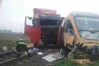 Nehoda českého vlaku na Slovensku: RegioJet smetlo nákladní auto