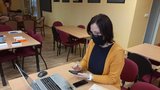 Plzeň spustila telefonní centrum: Poradí tu s registrací na očkování proti koronaviru
