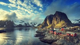 Reine v Norsku právem drží pomyslný titul nejkrásnější vesnice na světě.