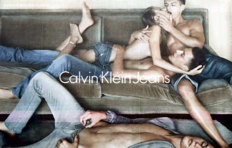 Calvin Klein: Reklama na džíny? Spíš na skupinový sex!