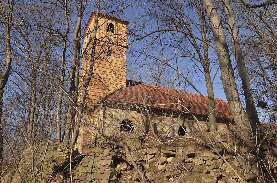 Současná podoba kostela sv. Jiří.