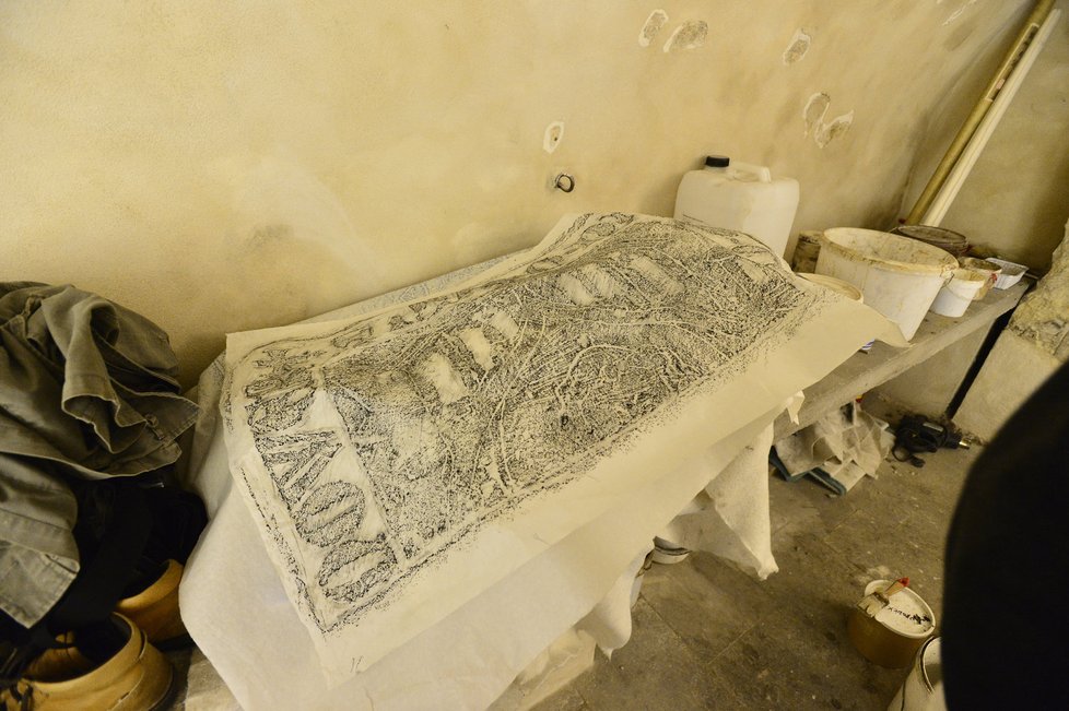 V roce 2016 probíhala rekonstrukce v podzemí chrámu sv. Víta na Pražském hradě, včetně sarkofágu Karla IV.