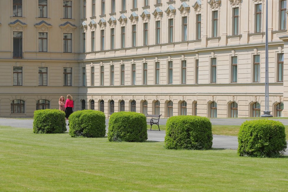 Zahrada Strakovy akademie projde rekonstrukcí za 80 milionů korun.