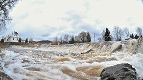 V Moravskoslezském kraji bude opět vydatně pršet, meteorologové varují před vzedmutím řek. Ilustrační foto