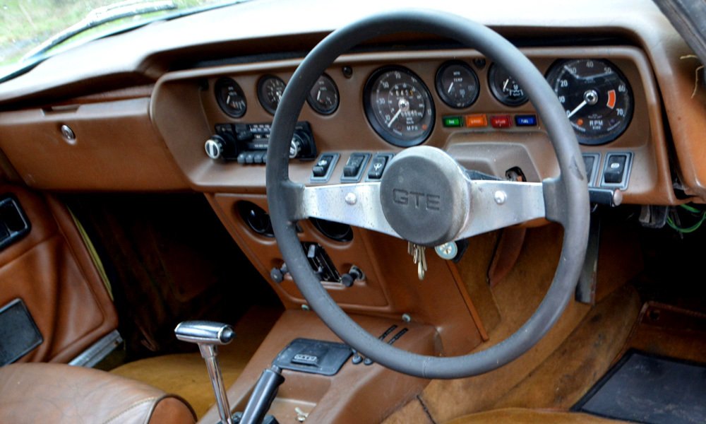 V roce 1972 došlo k několika vylepšením a Scimitar GTE změnil tovární označení na SE5A. Změnami prošla také přístrojová deska.