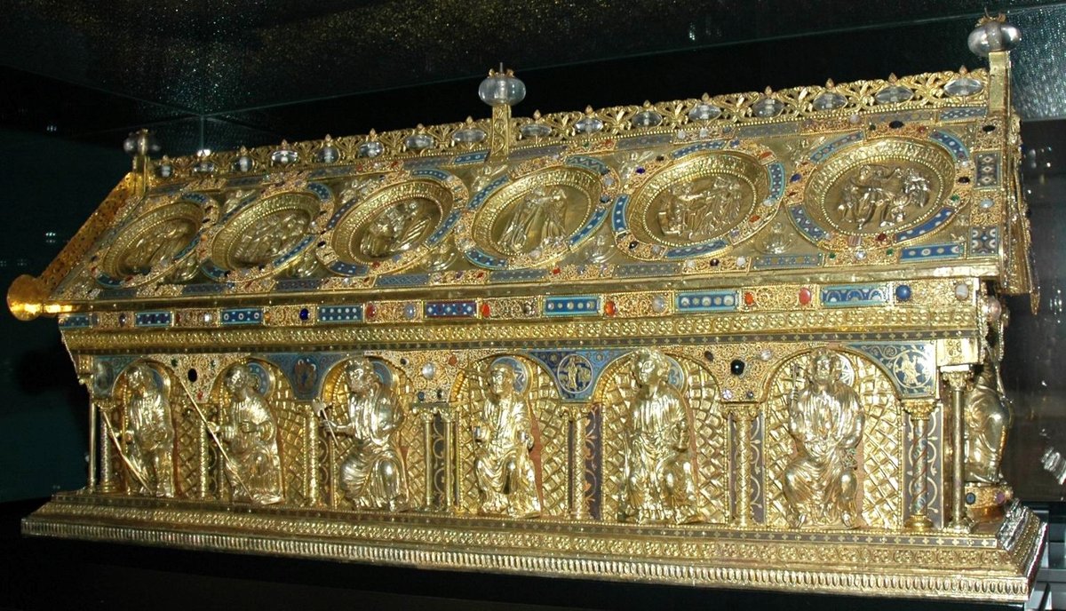 Relikviář sv. Maura v plné kráse. Po dlouhém a náročném restaurování se vyloupl do krásy.