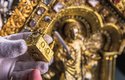 Relikviář svatého Maura pochází ze 13. století, ale některé ozdobné prvky (gemy) jsou už z antické doby, někdy kolem roku 100 před naším letopočtem