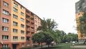 Za 740 tisíc korun je možné koupit byt ve městě Chodov v okrese Sokolov. Byt má dva pokoje a samostatnou kuchyň. V Praze podobný byt v panelovém domě stojí okolo pěti až šesti milionů korun.