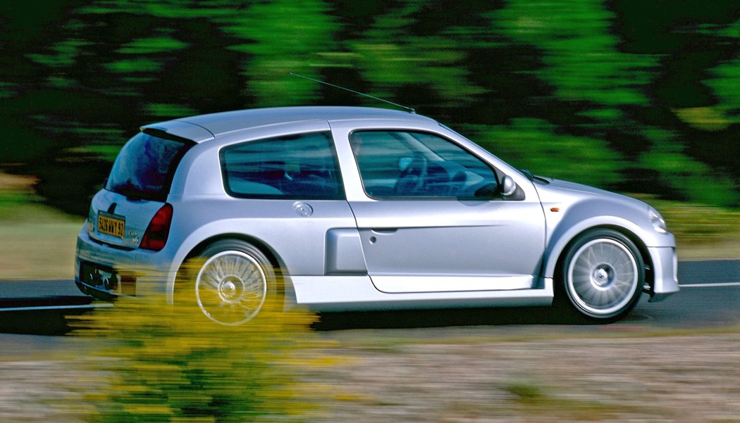 Renault Clio V6 (2000)