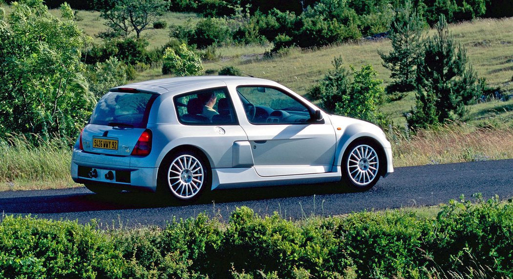 Renault Clio V6 (2000)