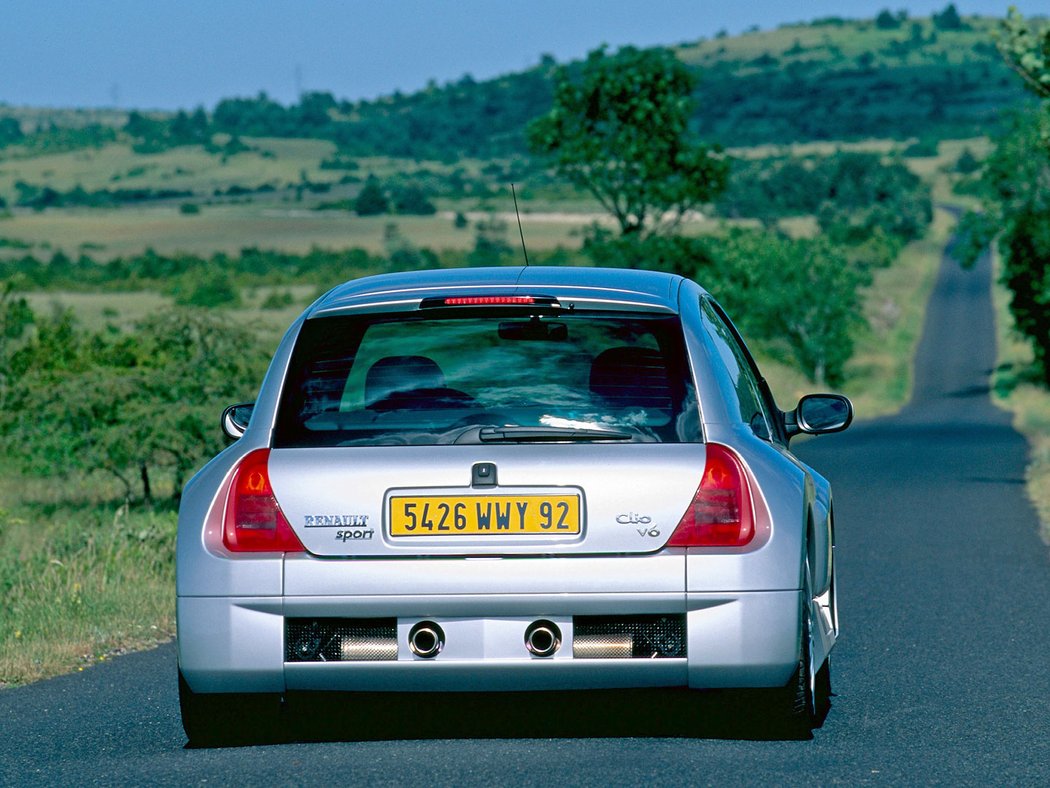 Renault Clio V6 (2000)