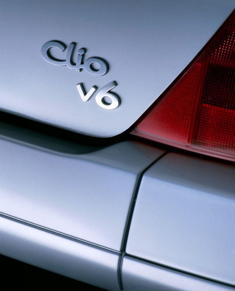 Renault Clio V6 (2000)