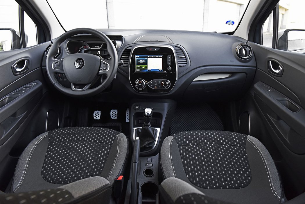 Renault Captur 1.3 TCe 130 (96 kW)