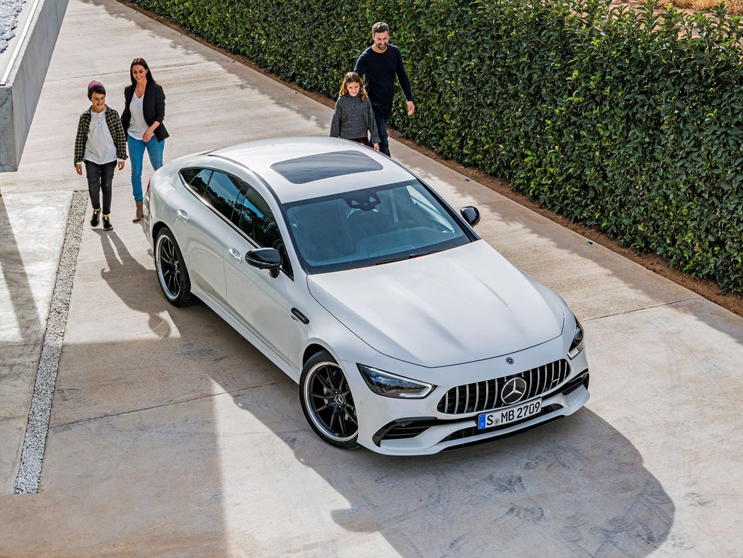 Mercedes-AMG GT čtyřdveřové kupé