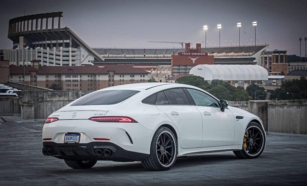 Mercedes-AMG GT čtyřdveřové kupé